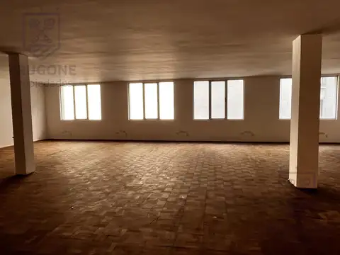 Oficina en Venta 40 años