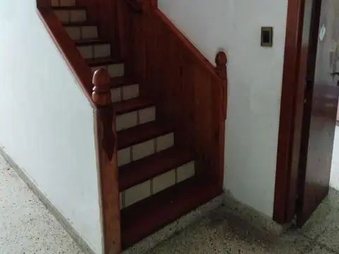 Venta - Chalet de Dos Plantas, 3 Amb, Oportunidad 
