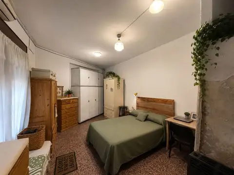 Venta casa 3 ambientes patio cochera Bernal Oeste