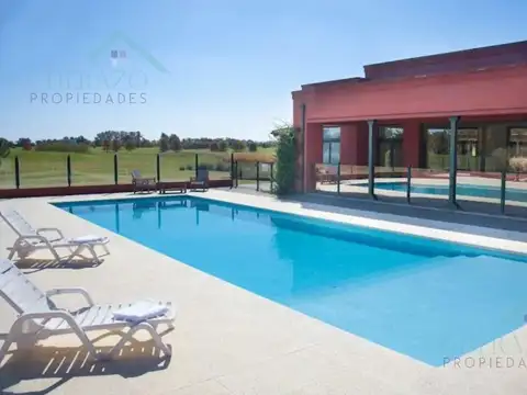 Chacra La Primavera Golf, Carlos Keen,  Lujan al 100