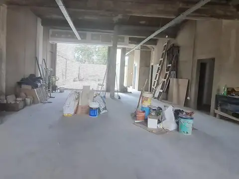 Galpon en Alquiler 30  mts Fondo