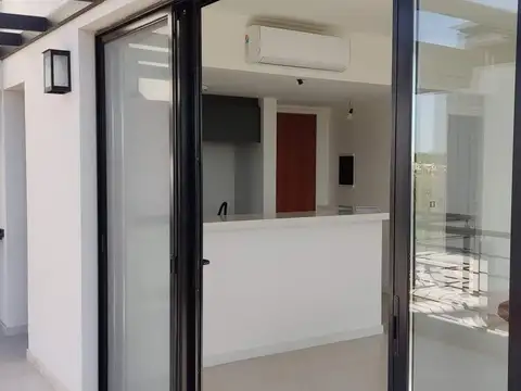 Departamento en Venta en Barrio Nautico Canal, USD 190.000