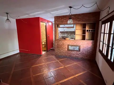 Depto Tipo Casa 3 ambientes con 1 baño