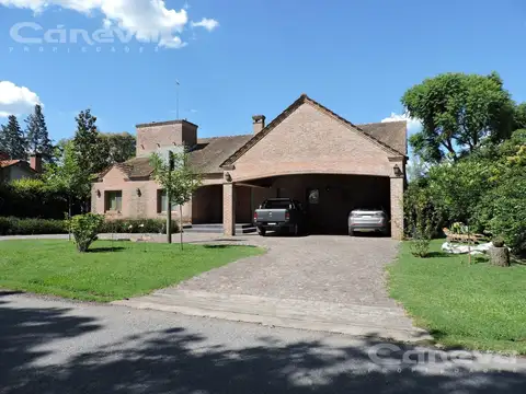 Lomas de Fátima, Pilar