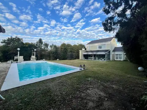 Casa en Venta de 4 dormitorios