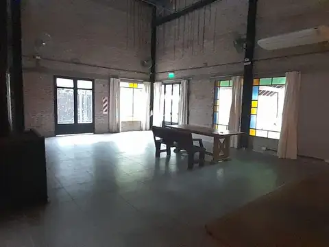 Local en Venta en Abbott, USD 130.000