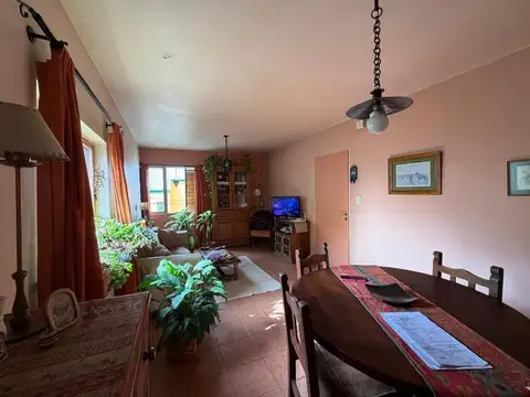 Pasaje Arnoldo Mansilla 1100