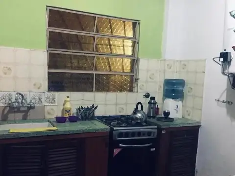 Casa 2 ambientes con 1 baño