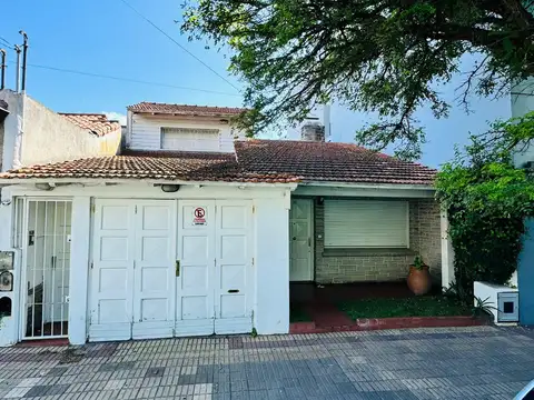 CHALET EN GARAY 1800 DE TRES AMBIENTES + DPTO 2 AMBIENTES