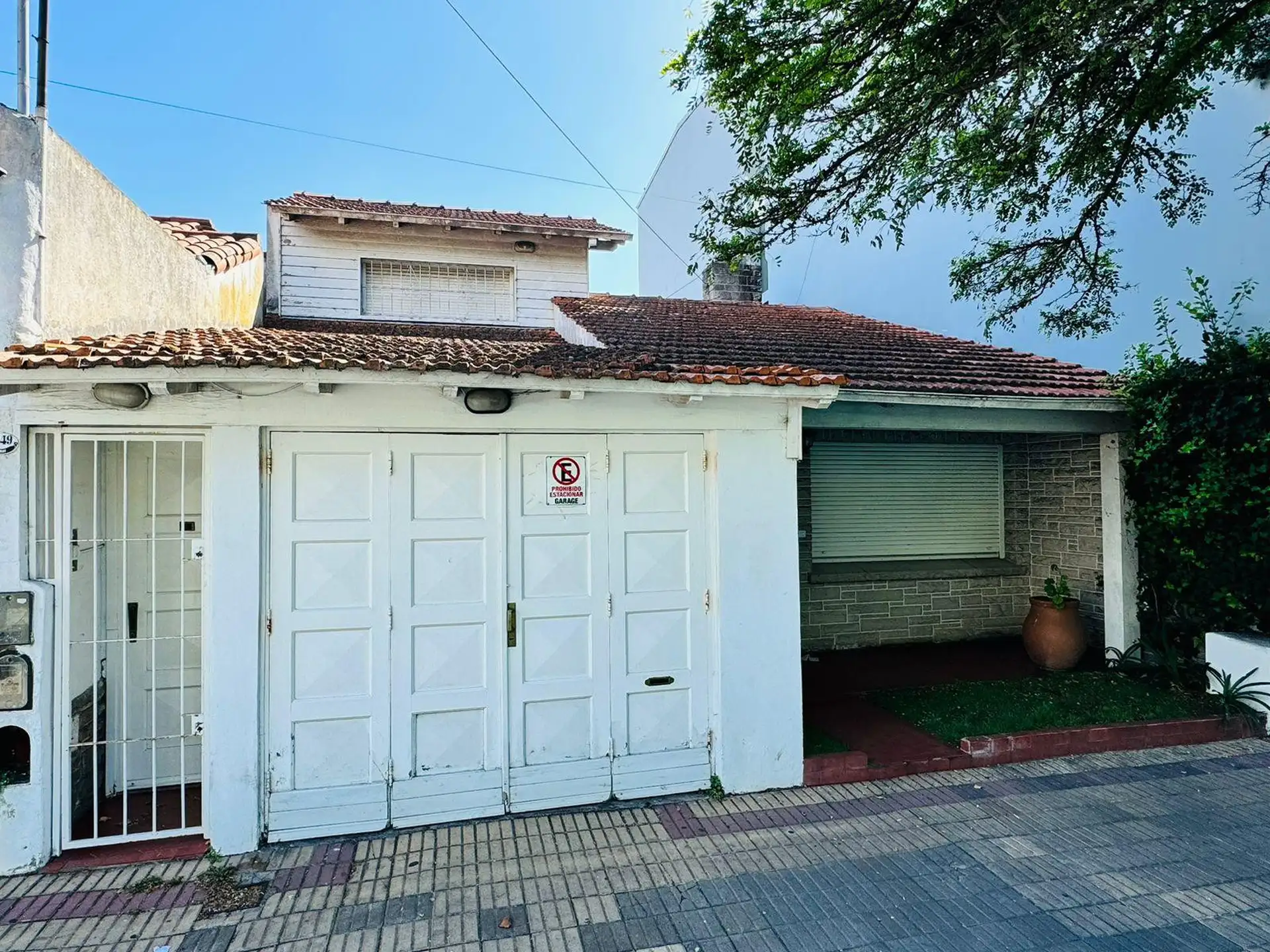 Chalet en Garay 1800 de cuatro ambientes con dpto independiente