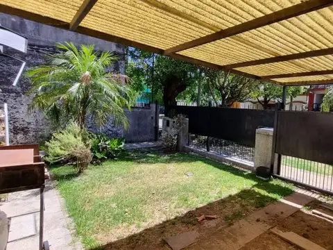 Depto Tipo Casa en Alquiler en Beccar, $ 900.000