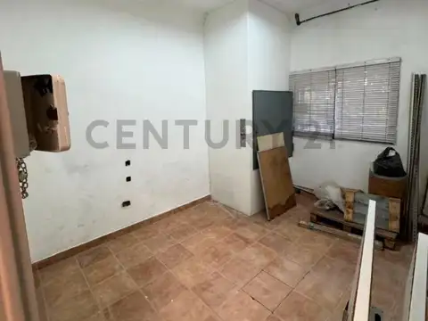 Local en Alquiler en Saavedra, USD 2.000