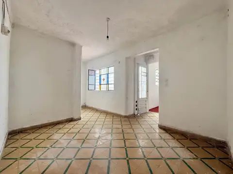 Alquiler apto tipo casa Cordón 1 dormitorio patio