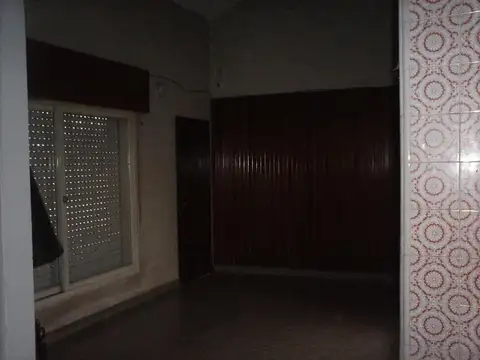 Espectacular casa en esquina (barrio LA FLORIDA)