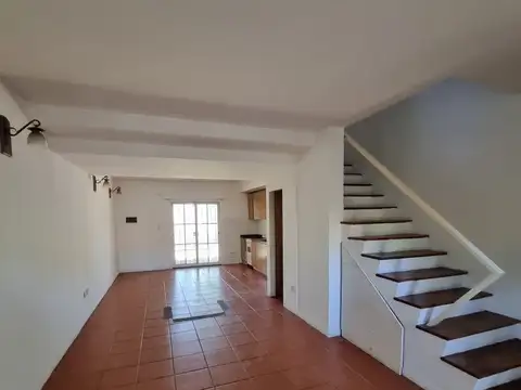 Coronel Juan M. Thorne 600