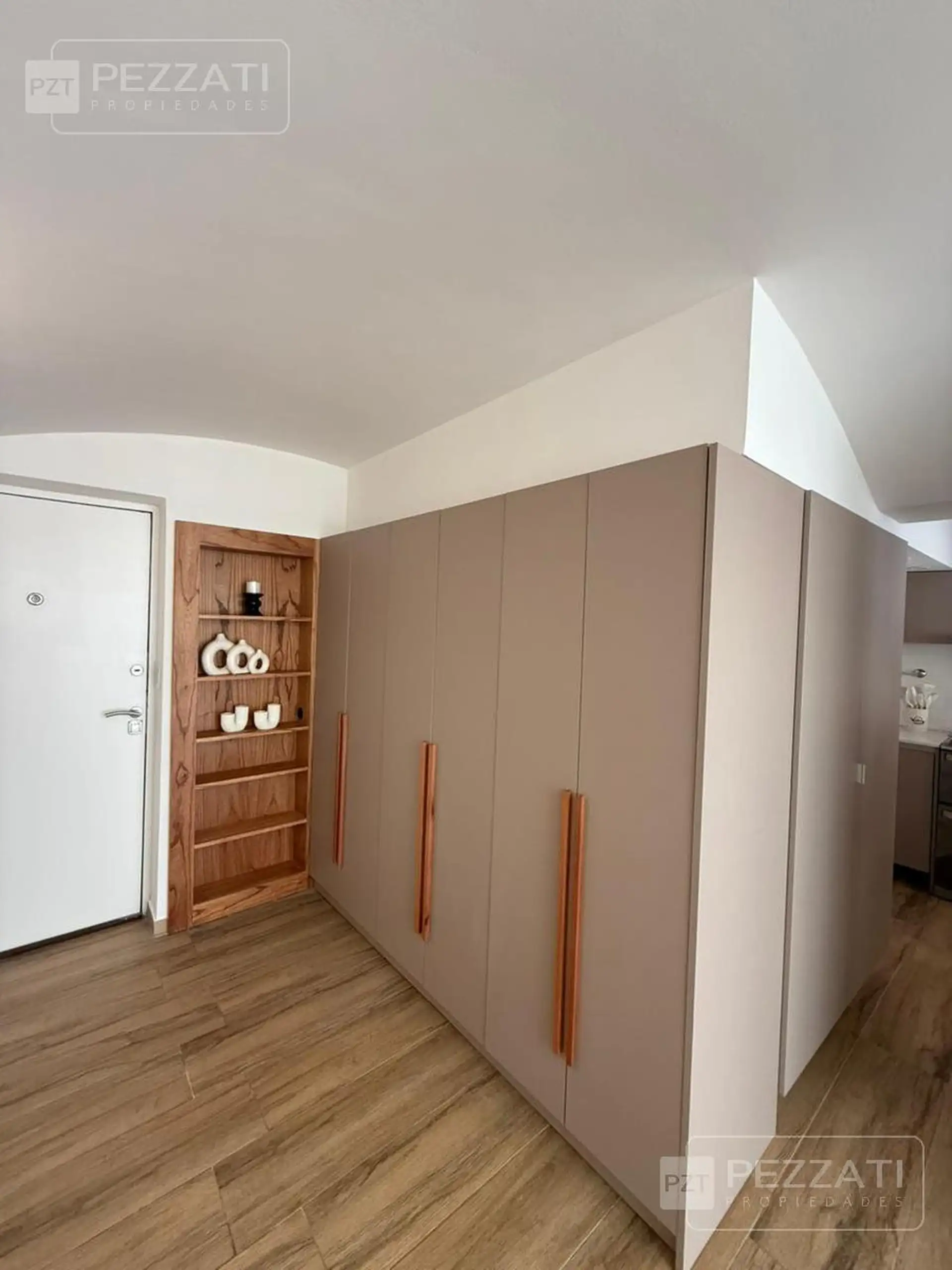 Departamento 3 amb tipo dúplex, 62m² en excelente zona comercial — Centro