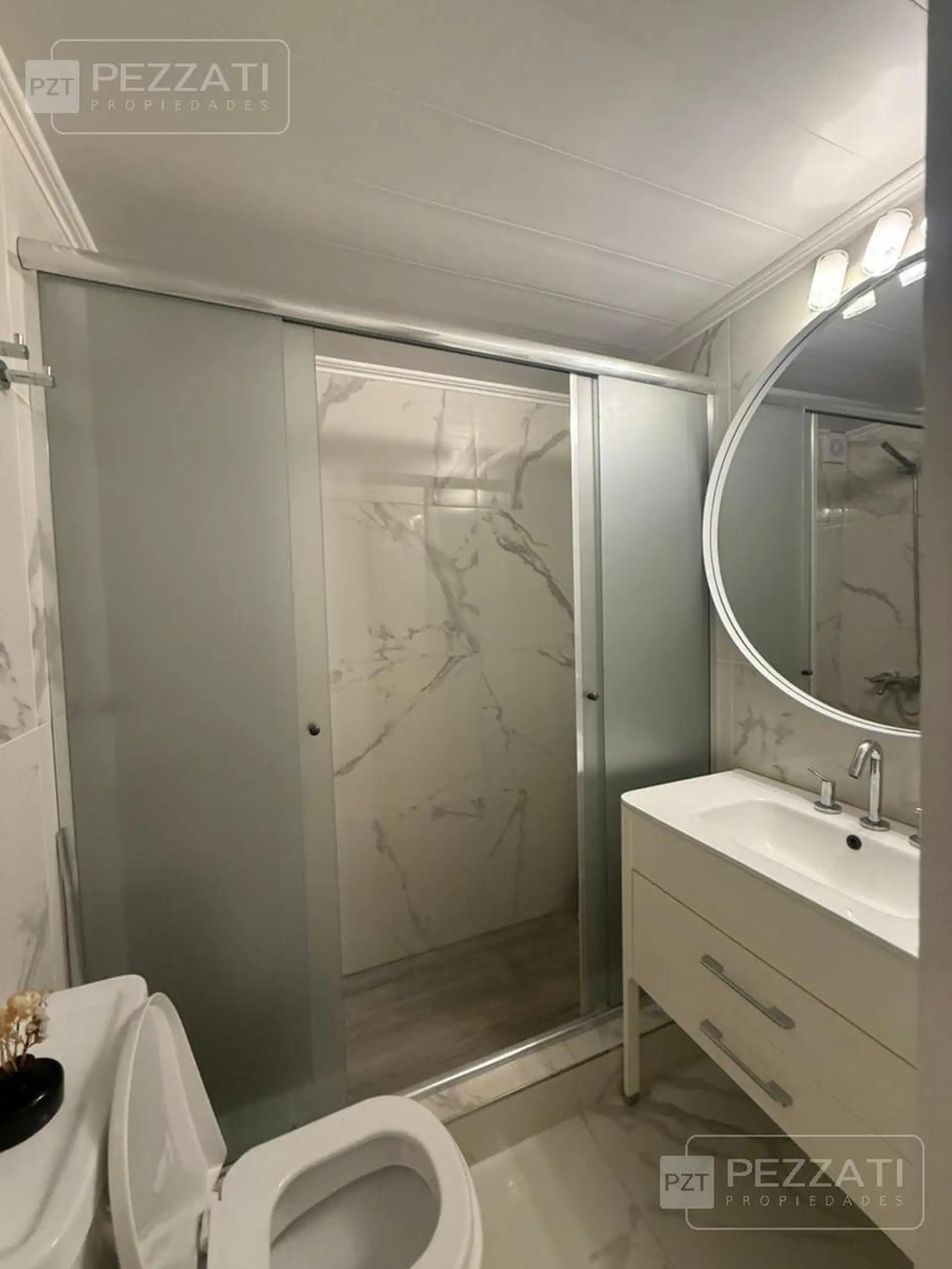 Departamento 3 amb tipo dúplex, 62m² en excelente zona comercial — Centro