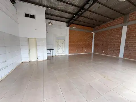 Avenida Hipólito Yrigoyen 29300