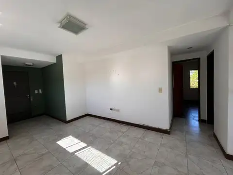 VENTA DTO DOS AMBIENTES .LOMAS DE ZAMORA .PERMUTA