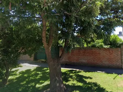 Terreno en Venta en Parque Luro, USD 135.000
