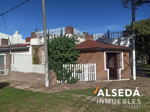 Casa en Venta en Alberdi, USD 85.000