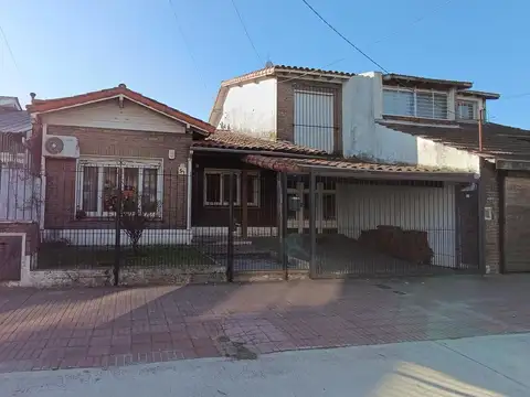 Venta Casa en Martínez 5 ambientes