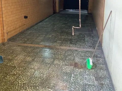 Casa en Venta en Lomas De Zamora, USD 150.000