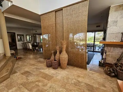 Casa 6 ambientes con 6 baños