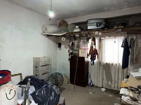 VENTA PH 3 AMBIENTES A REFACCIONAR, AVELLANEDA