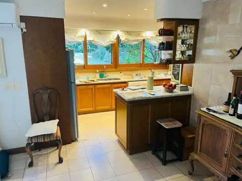 Casa 4 ambientes con 3 baños