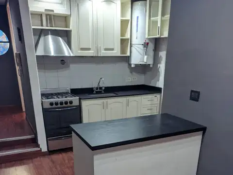 Depto Tipo Casa en Venta 41 años