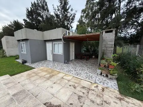 Quinta 3 ambientes en venta en La Plata con pileta