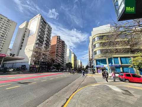 Excepcional esquina, edificio en venta. Belgrano.