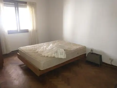 Depto Tipo Casa en Alquiler 25 años