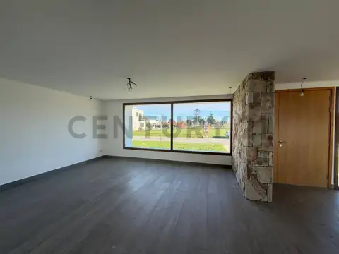 Casa en Venta en Barrio Arenas Chico, USD 340.000