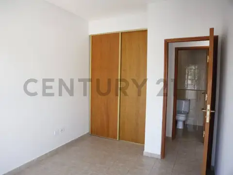 Departamento en Venta 1 dormitorio , con cochera,  APTO BANCO,  en La Plata.