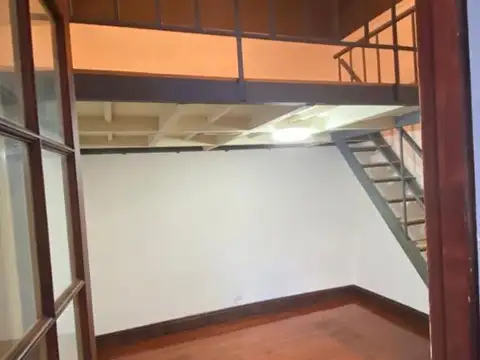 Depto Tipo Casa 4 ambientes con 2 baños