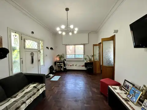 CASA VENTA 3 AMBIENTES EL PALOMAR CON PATIO COCHERA APTO CRÉDITO