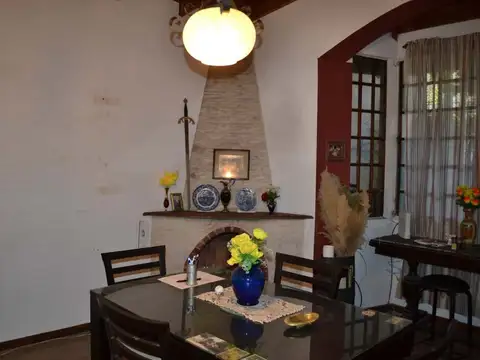 Casa en Venta con 1 cochera