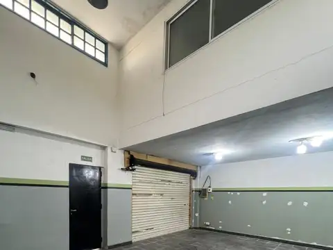 Local en Alquiler 50 años