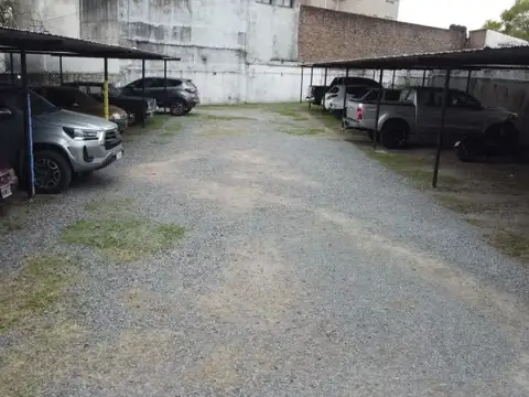 Venta Terreno Estacionamiento Acepta Permuta. Monte Grande