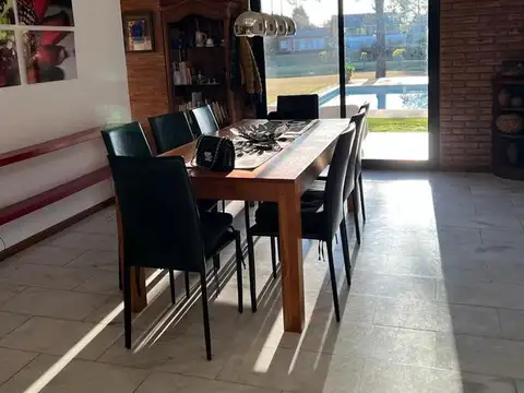 Casa en Venta en Club Náutico Escobar con Marinas