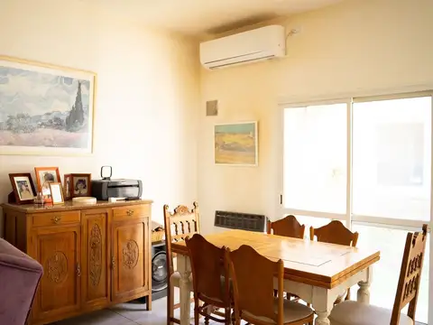 Casa en Venta en Alto Alberdi, USD 103.000