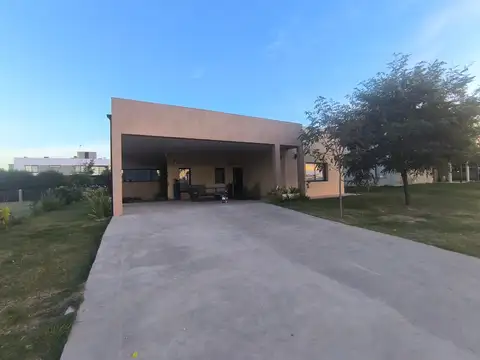 Venta Casa - 3 Habitaciones  Oportunidad - Horizontes al Sur 100