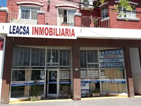 PILAR JOVEN Barrio cerrado de LA LONJA - PARTIDO DE PILAR-  EXCELENTE  PROPIEDAD - 1.738 m2 de terreno - PILETA