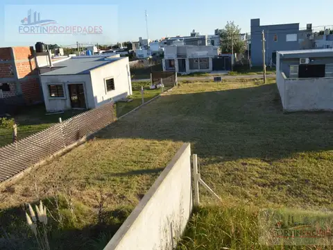 LOTE EN ARANA EN VENTA!