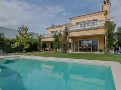 Venta de Casa 7 AMBIENTES 4 DORMITORIOS en Los Castores, Tigre                              ...