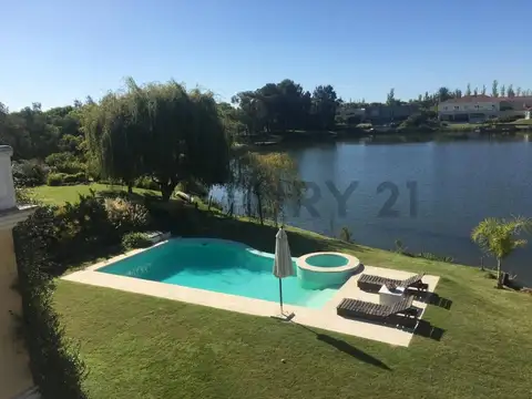Venta de Casa 7 AMBIENTES 4 DORMITORIOS en Los Castores, Tigre                              ...