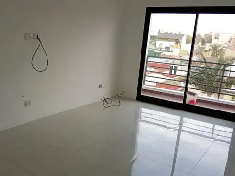 Departamento en Alquiler en Villa Luzuriaga, $ 480.000