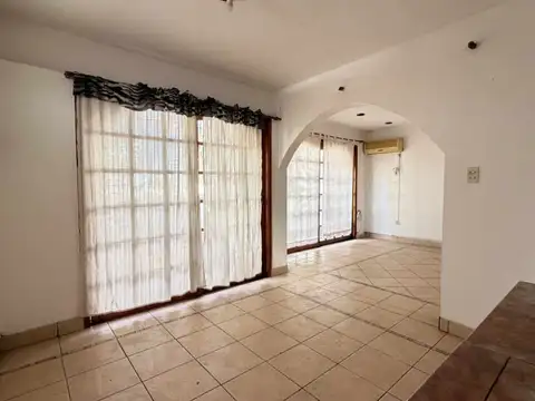 Depto Tipo Casa en Venta 40 años